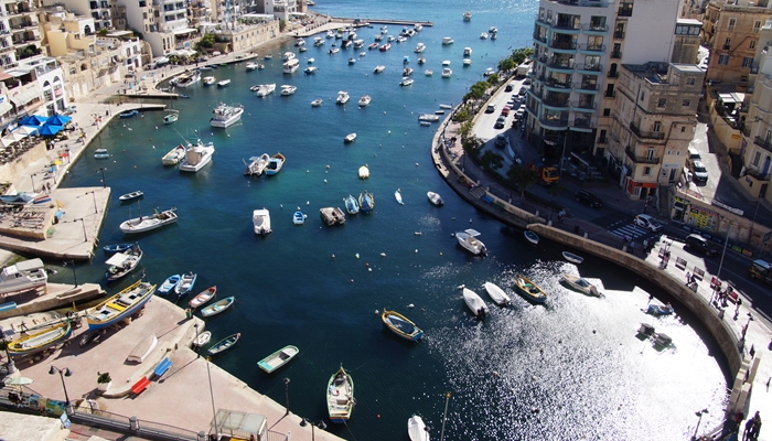 Spinola Bay