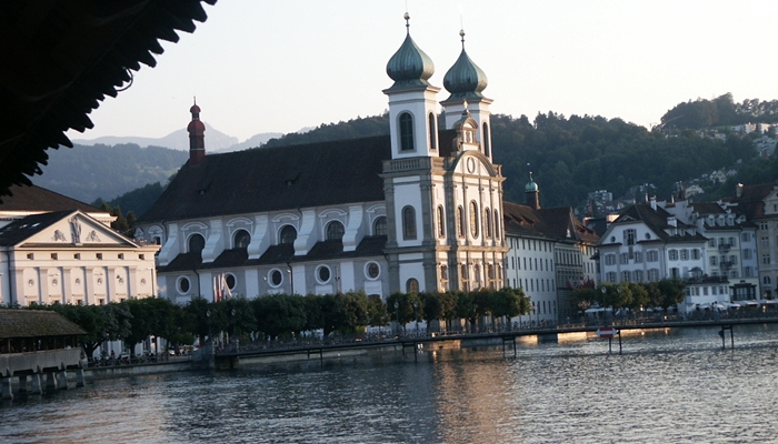 De Jezuïetenkerk in Luzern