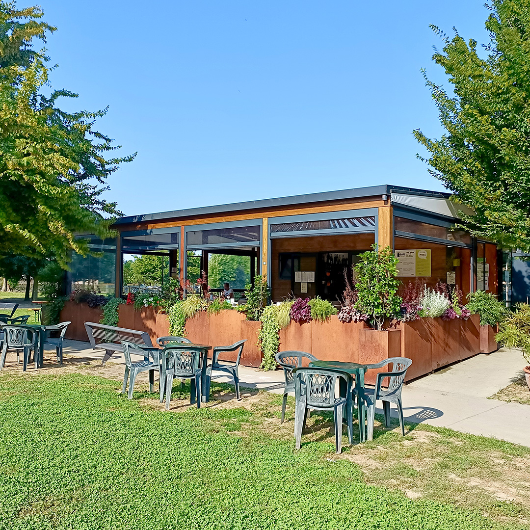 al barattolo fiorito immagine laterale