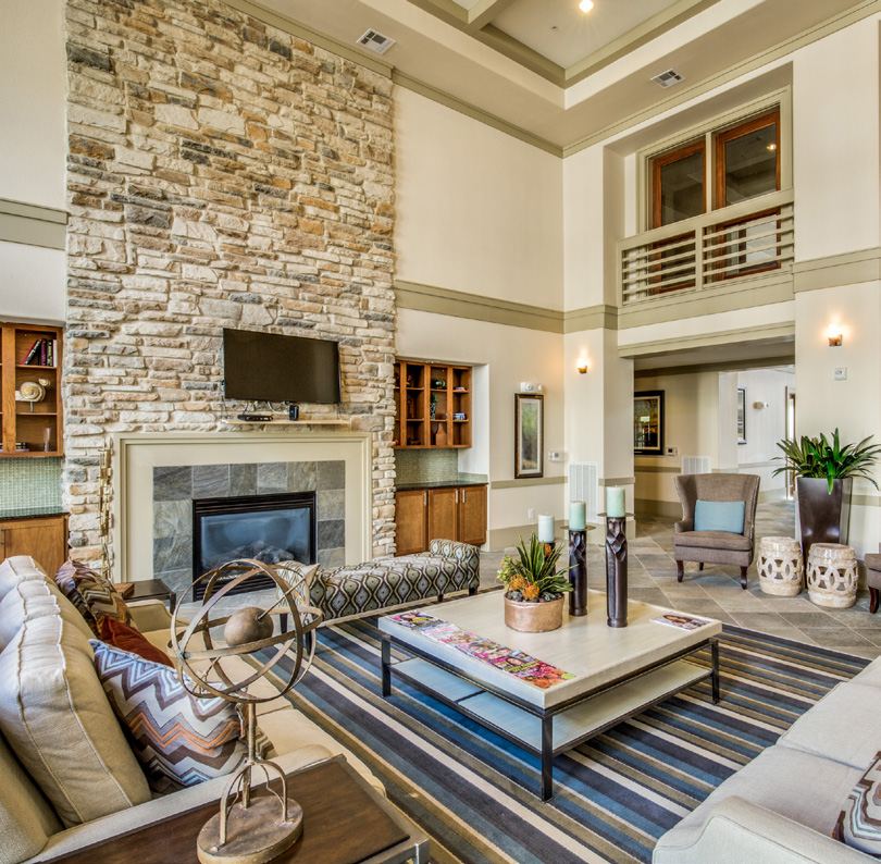 Fireplace wall in Koni Canyon Stone at Palisades of Inwood (Koni case study)