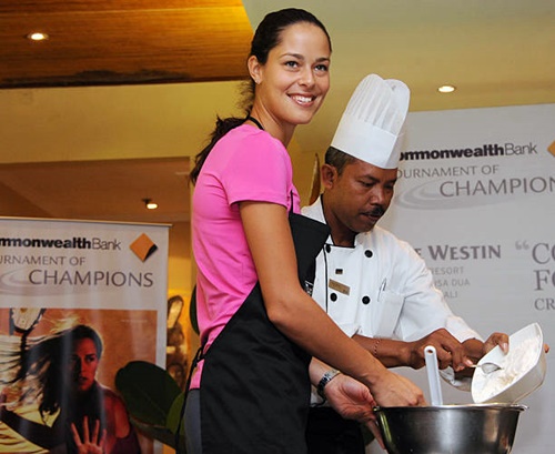 Ana Ivanovic with the Pastry Chef