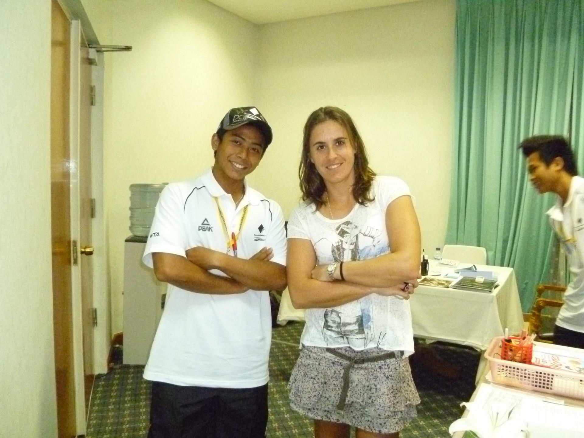 Anabel Medina-Garrigues with with Pratama Celz