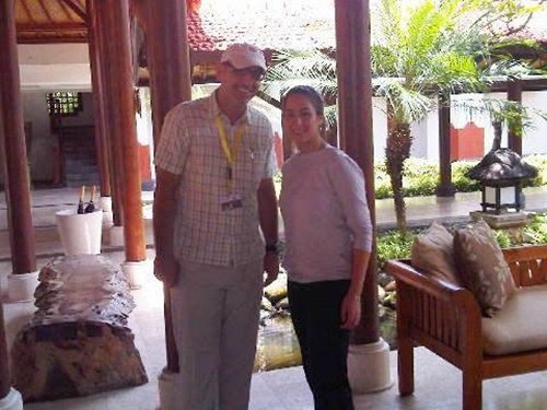 Aravane Rezai with Jimmy Roland after arriving at the Grand Hyatt Bali