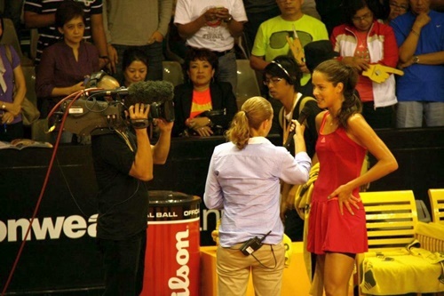 Louis Pleming interviews Ana Ivanovic after the final