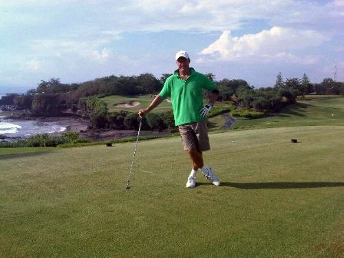 Nigel Sears plays the 7th. at Nirwana Golf
