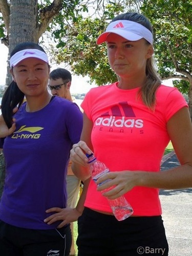 Shuai Peng(L) and Daniela Hantuchova(R)