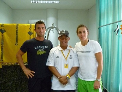 Anabel Medina-Garrigues and her Coach with Anabel Medina-Garrigues with Windhu Supriyono Orelup