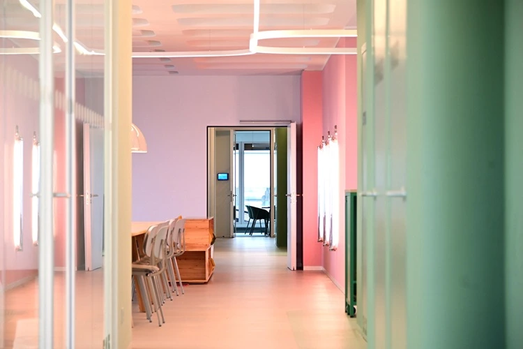 Hochwertige Möbel für jede Arbeitssituation