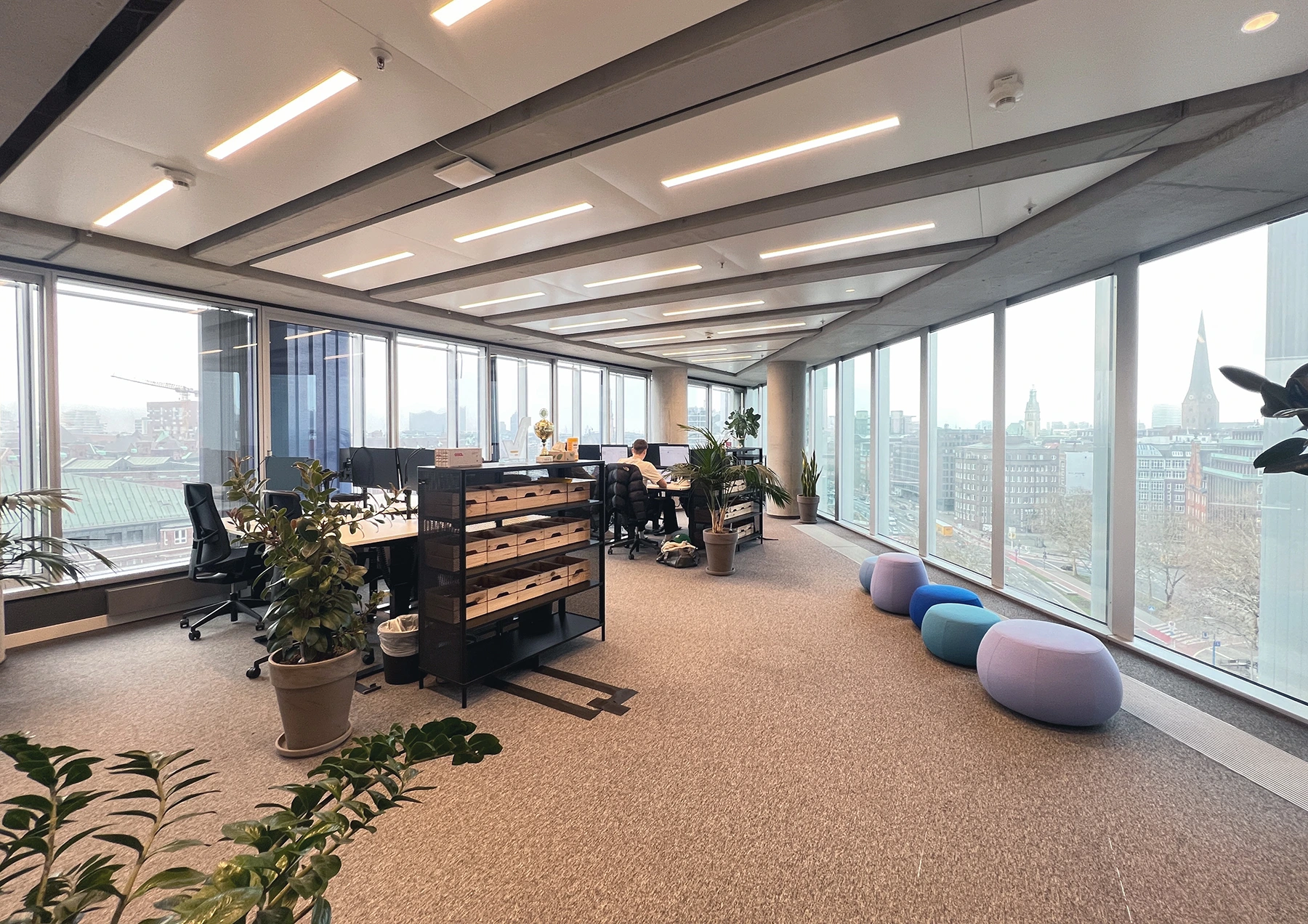 moderne Büros mit Ausblick