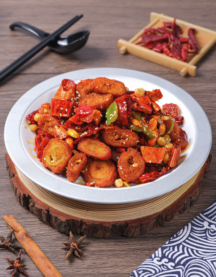 干煸肥肠 Dry-fried Pork Intestine