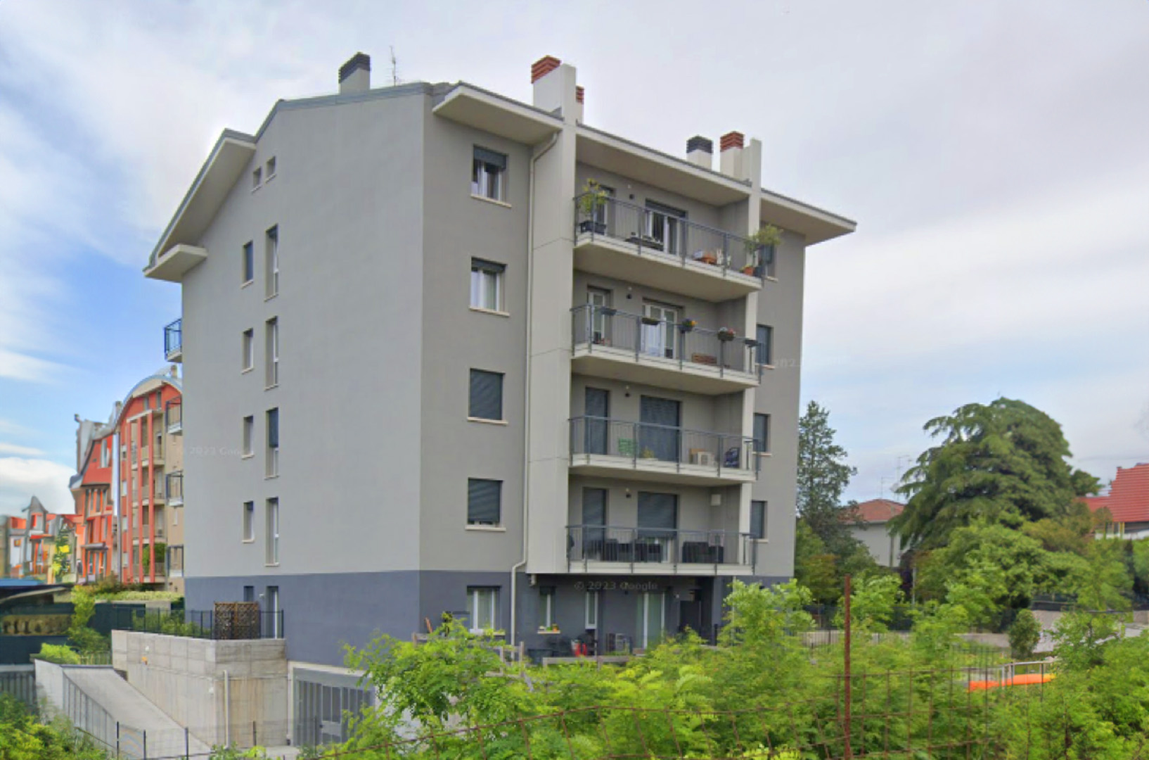 CONDOMINIO DORADO
