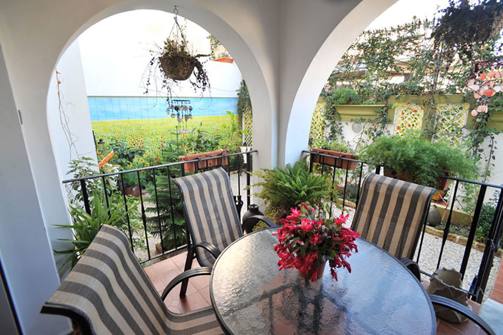 terrace RESIDENCE THE DEXU PALMS, AMK hebbache real estate Developer Real Estate Promotion in Algiers
