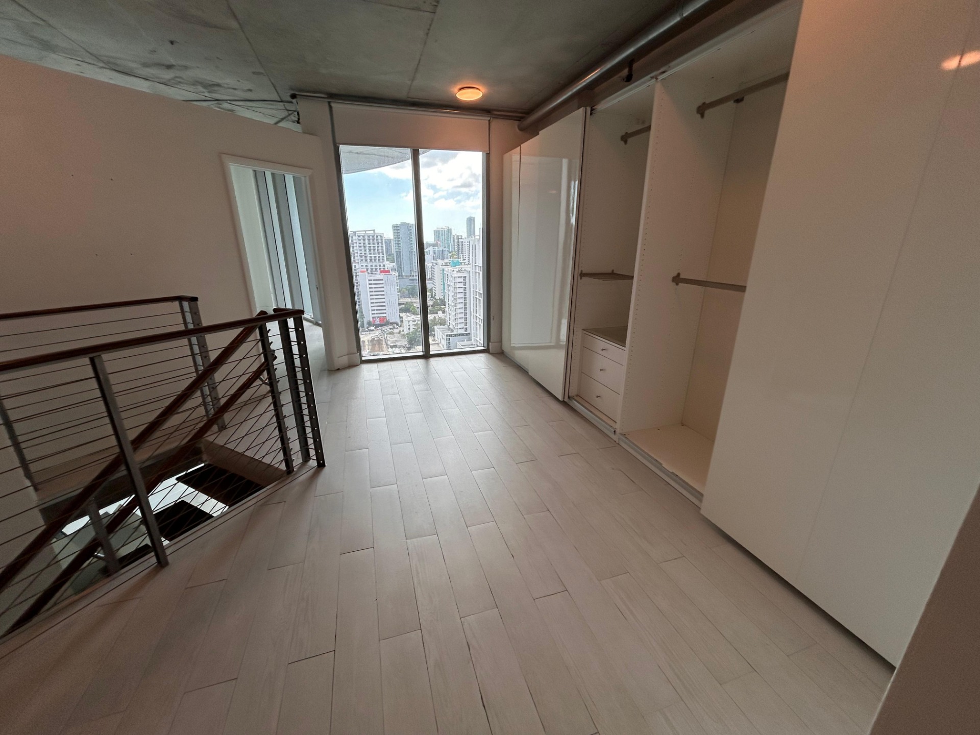 Move-In / Move-Out Cleaning