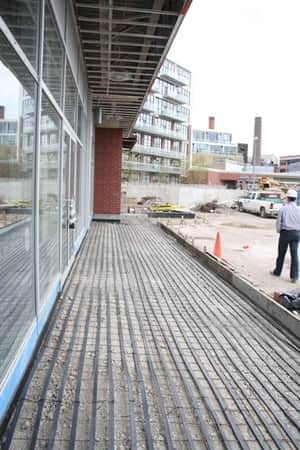 Mise hors gel d&apos;un trottoir