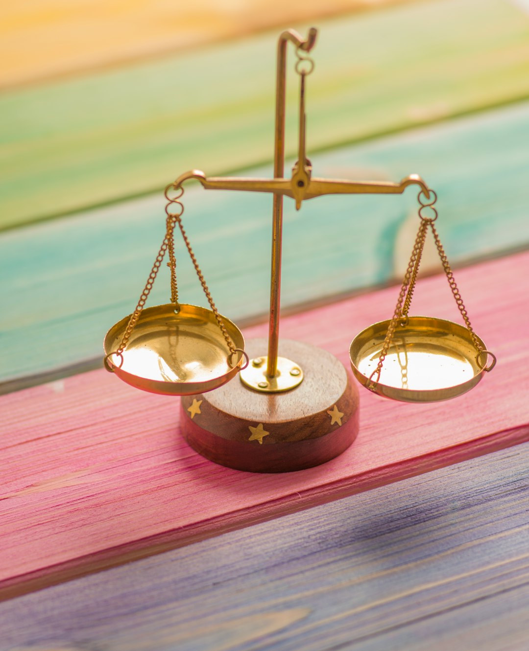 Illustration of balance scales symbolizing the Happiness Scale Survey measuring emotional wellbeing and life satisfaction