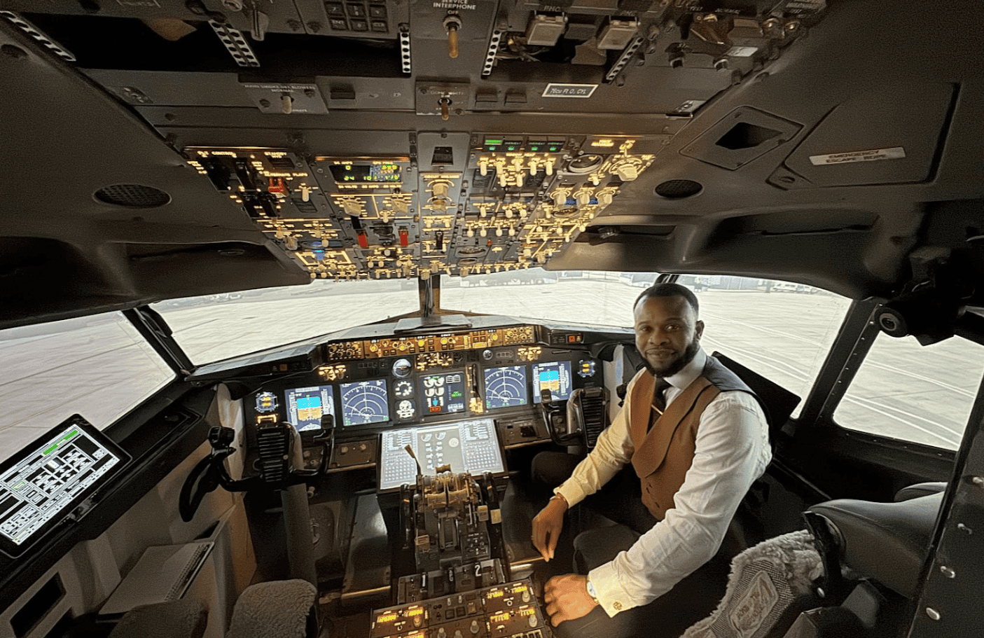 A jet 2 Boeing 737 aircraft