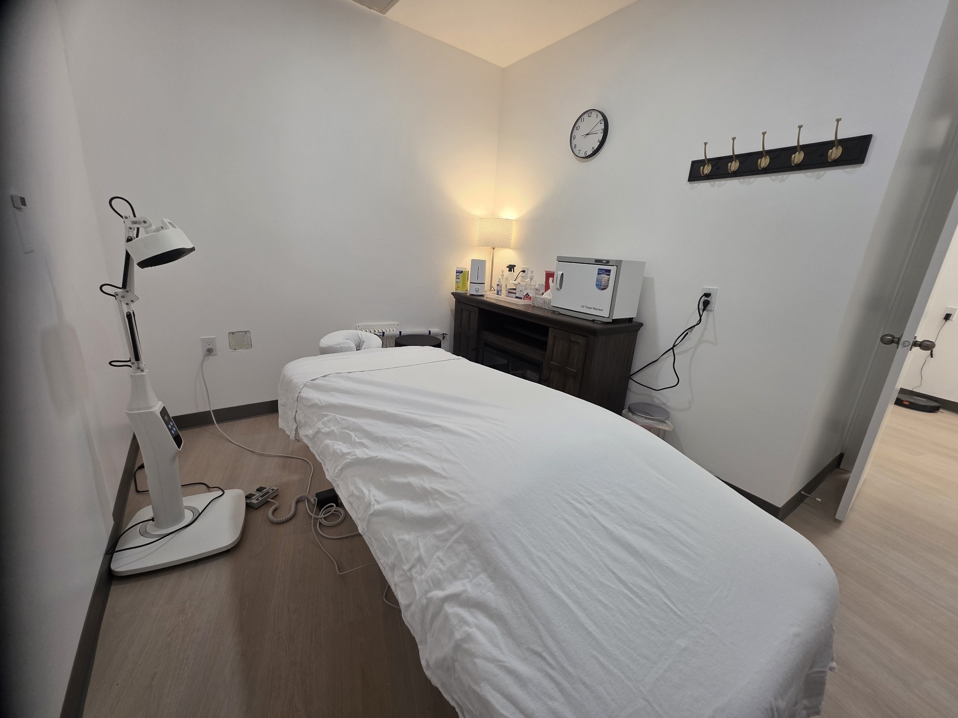 Acupuncture room at V-Health Rehab Clinic