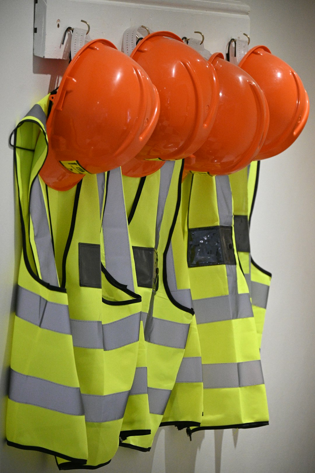 Safety Features to Look for in Modern Workwear