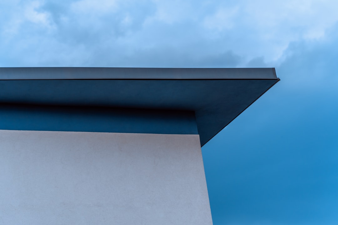 A Day in the Life of a Roofing Felt Layer