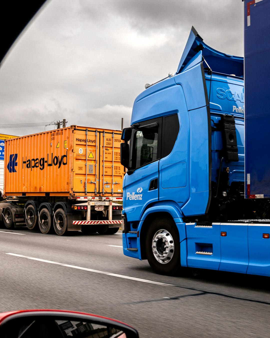   Meta Description: Which companies treat HGV drivers best? From Tesco depot pay to Eddie Stobart fleet life and DHL benefits — plus the kit every professional driver needs