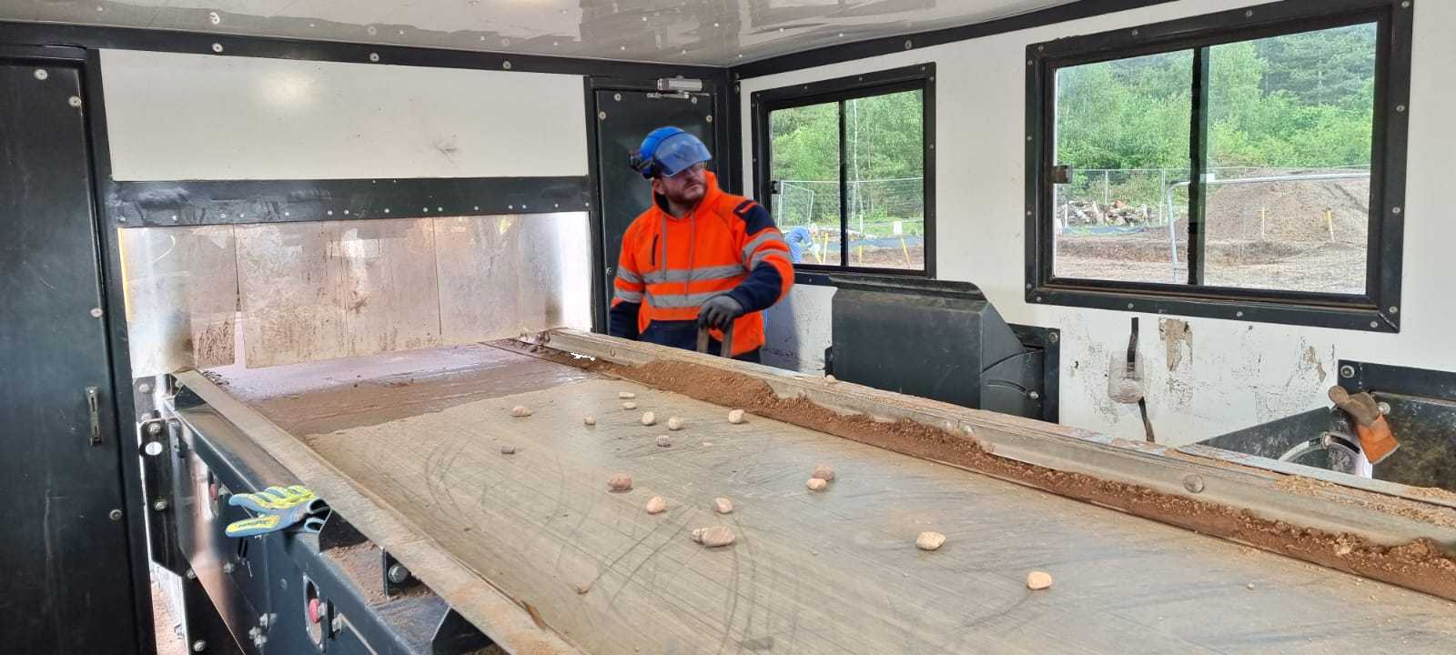 UXO watching brief specialists 