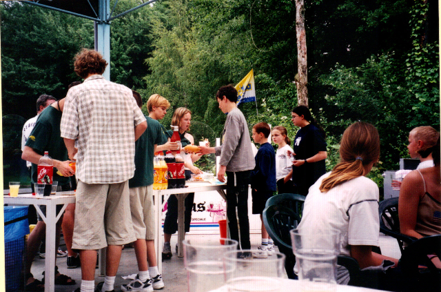 2002