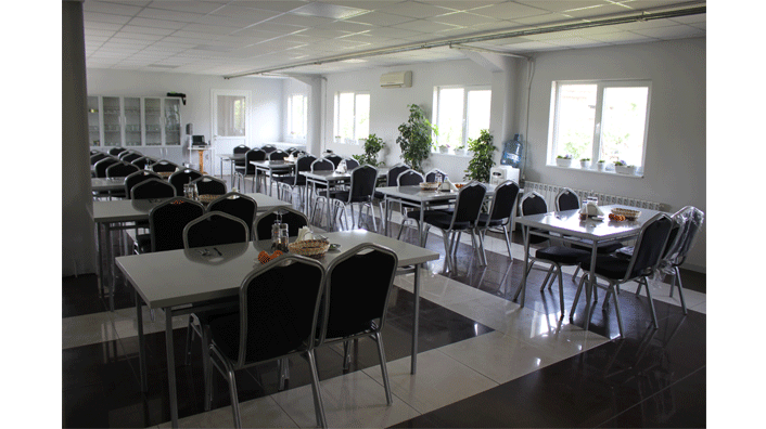 Dining facility