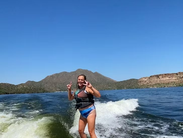 wakeboard surfer