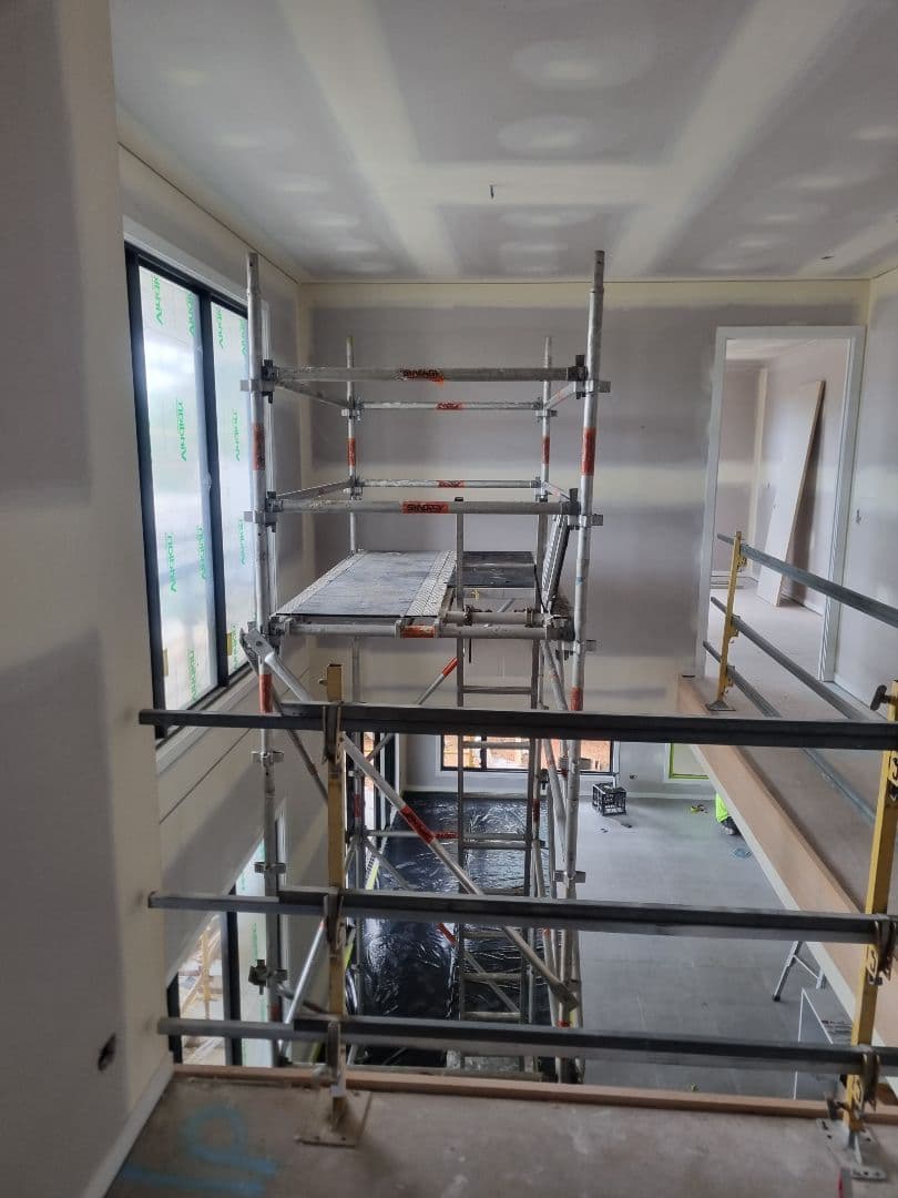 Image of installed aluminium scaffolding