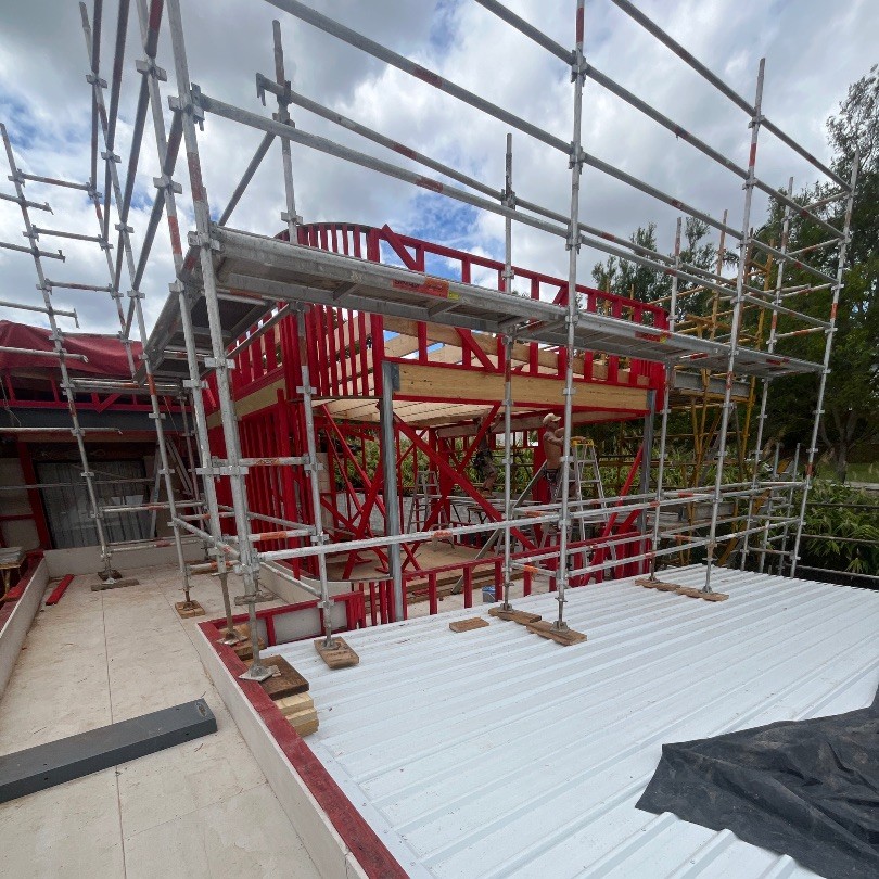 Image of installed aluminium scaffolding