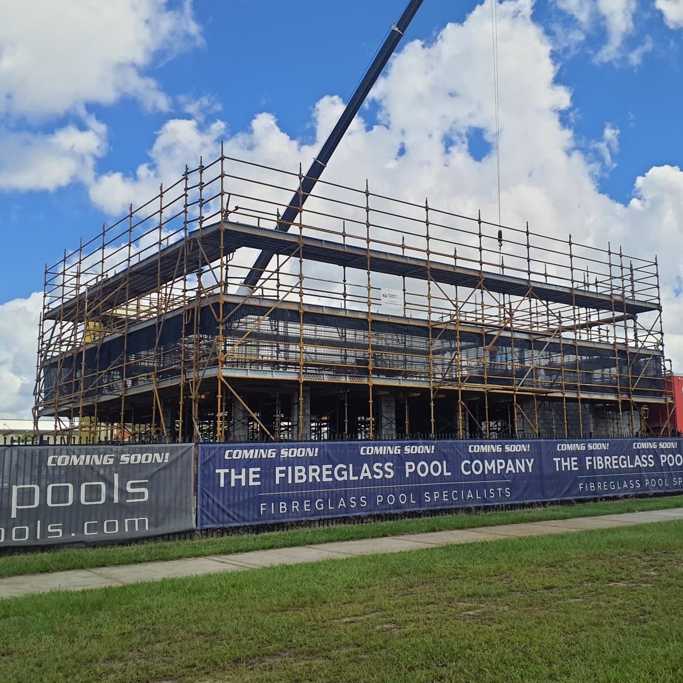 Image of installed ground-up steel scaffolding