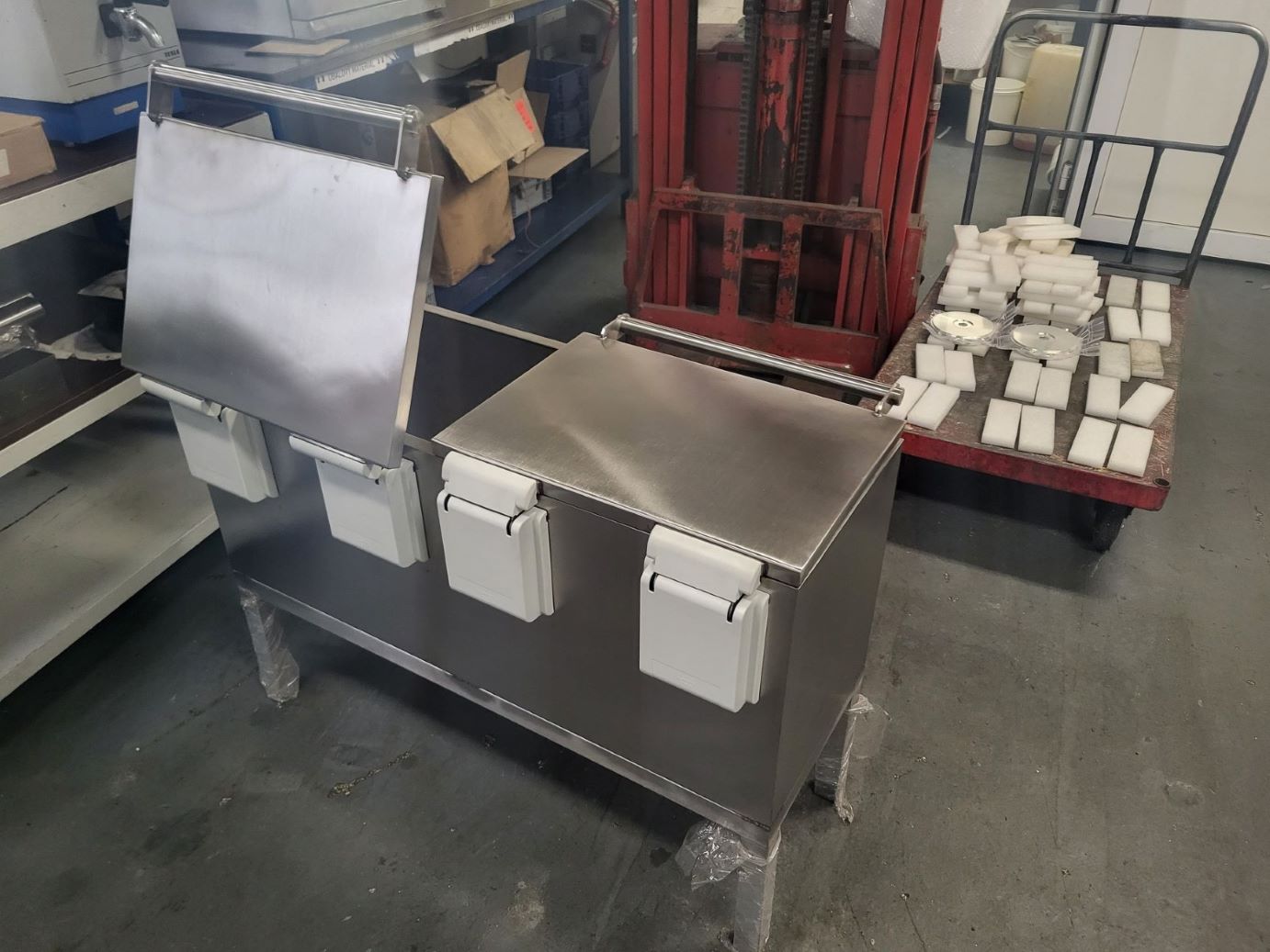 Stainless steel container