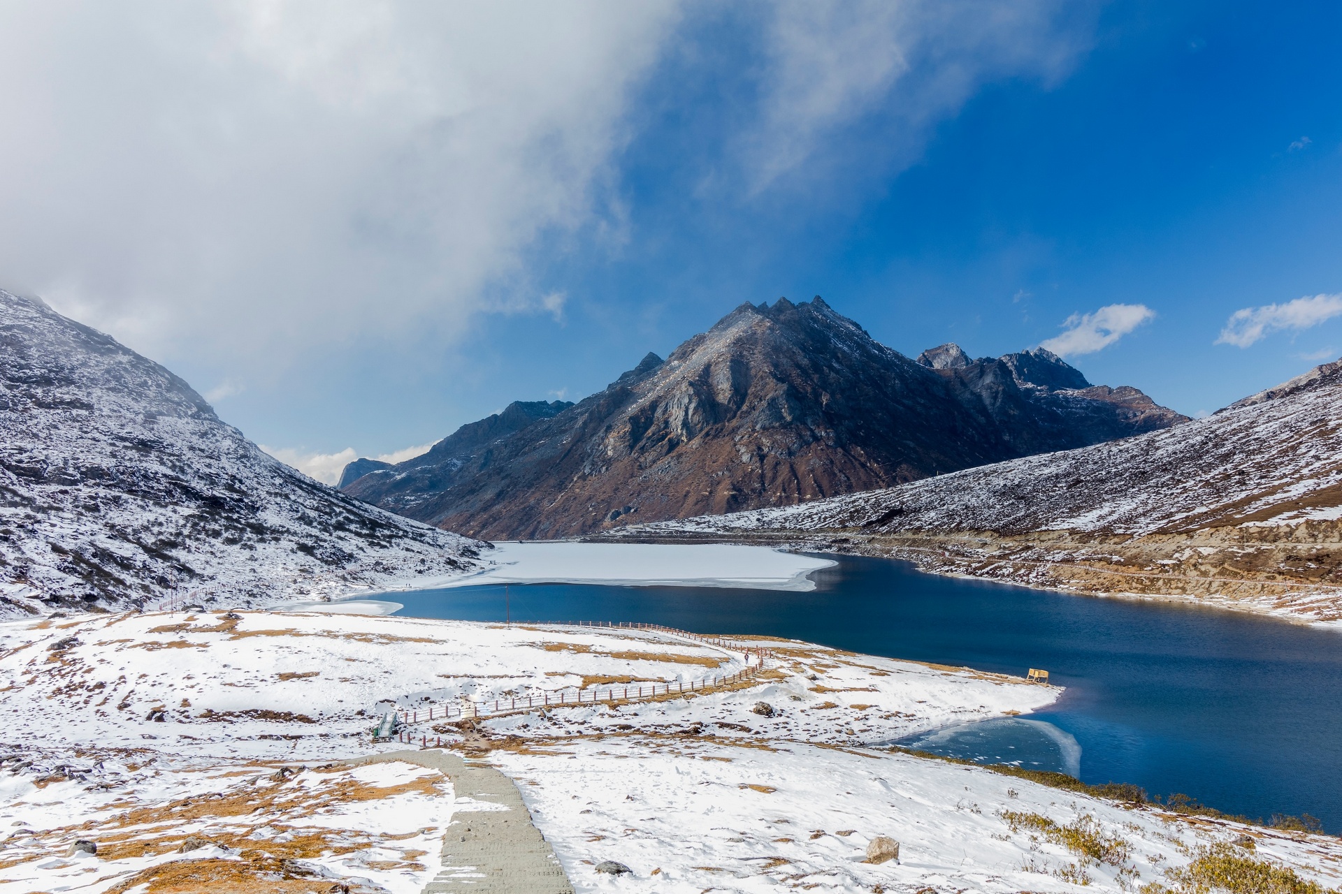 travel to sela pass in arunachal pradesh