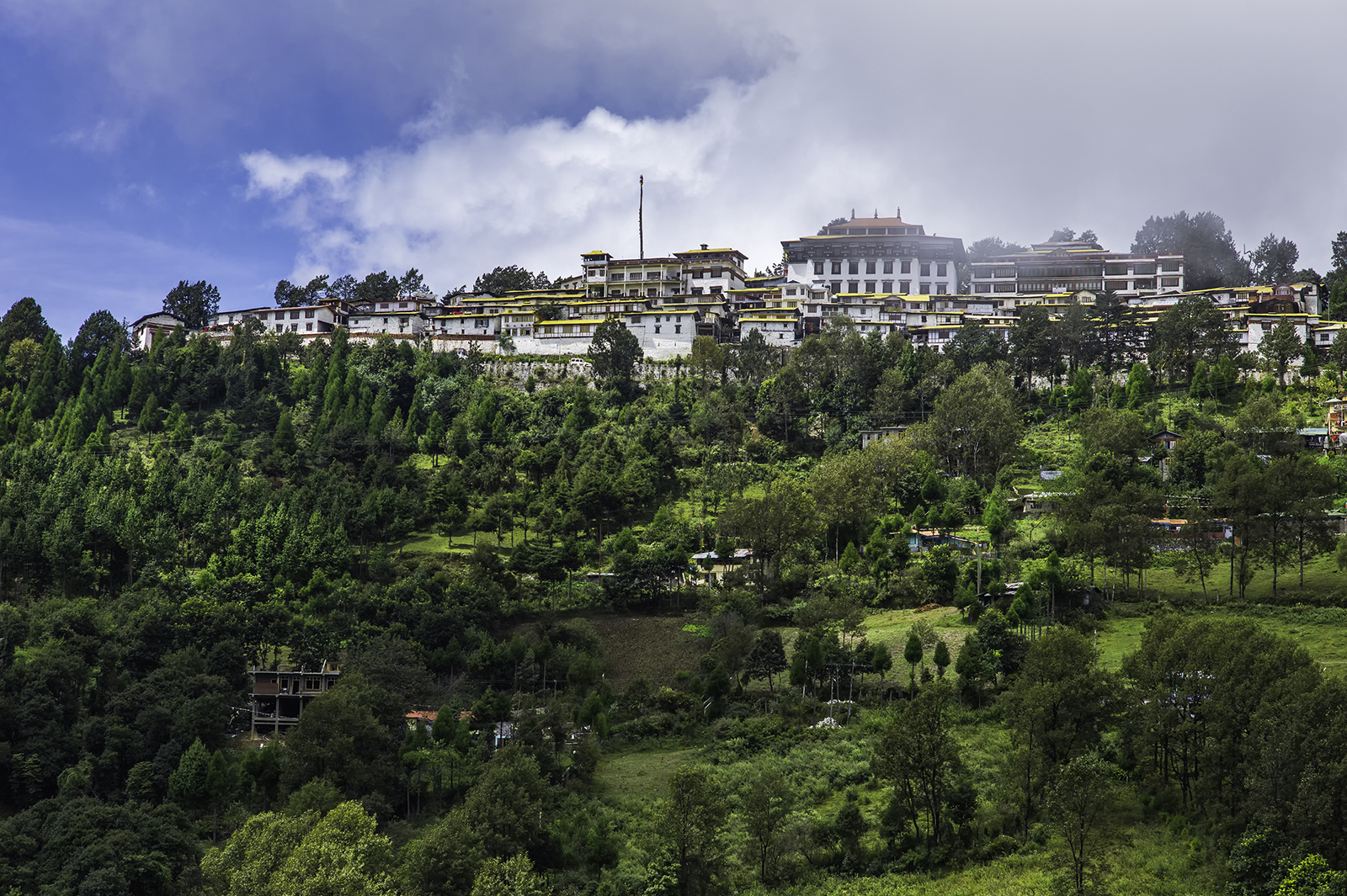 the buddhist monastery of tawang